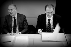 Philippe Joffard, pdt du Comité Sport du MEDEF ((g) et Denis Masséglia, pdt du CNOSF (d)